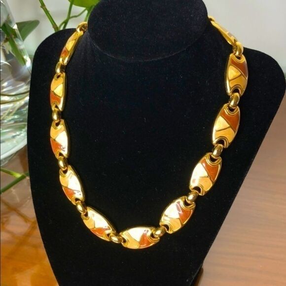 Vintage Style Enamel Necklace - Picture 1 of 6